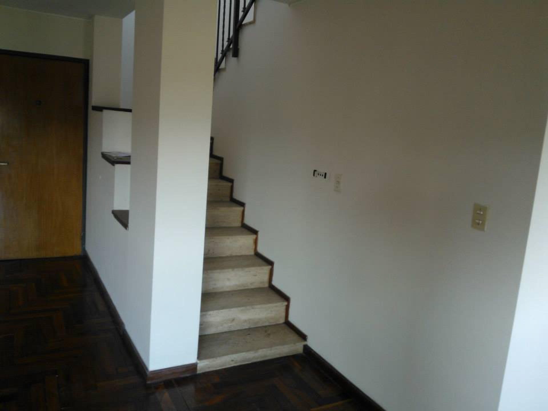 Apartment — Richadson 70 28