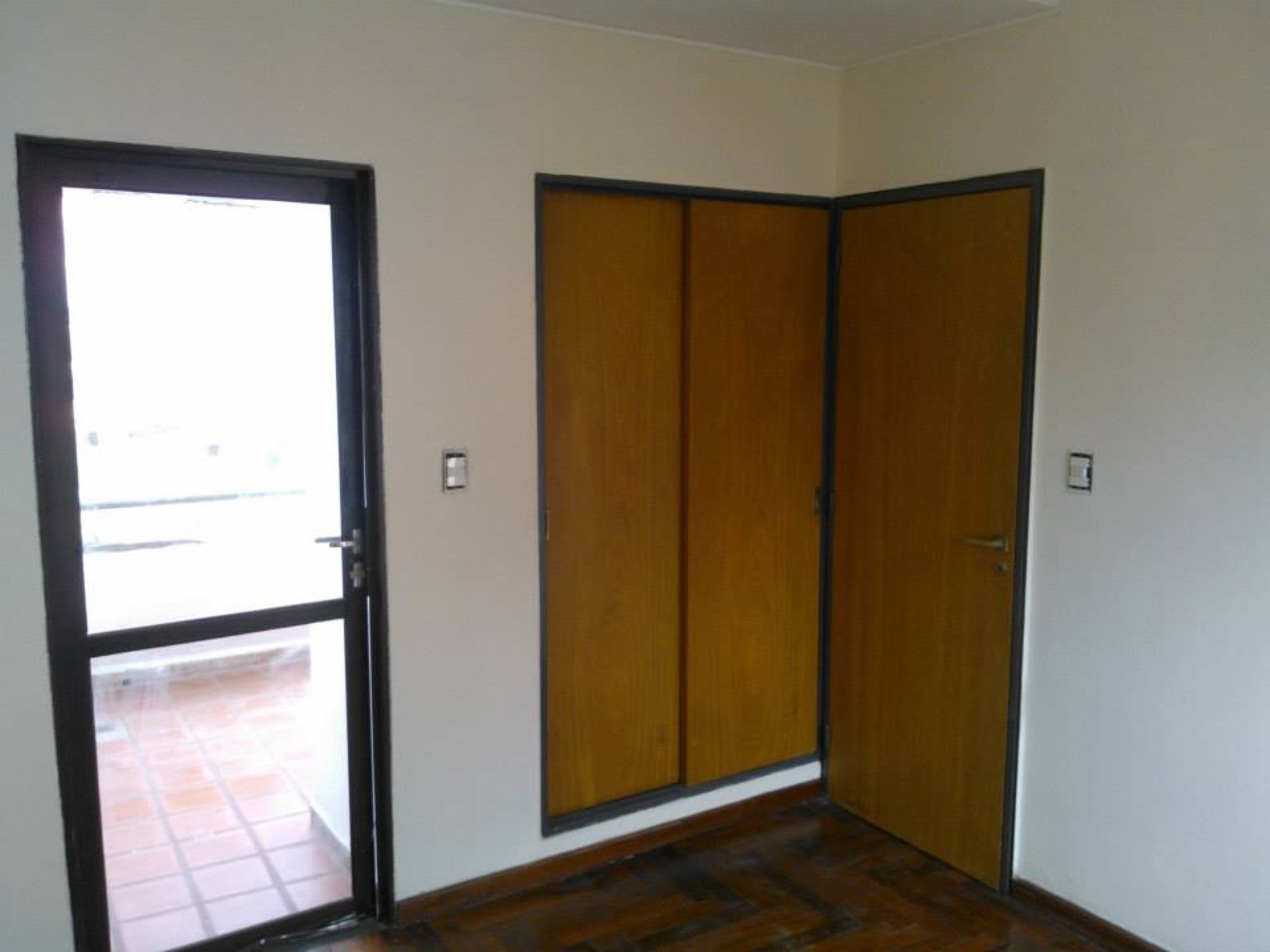 Apartment — Richadson 70 3