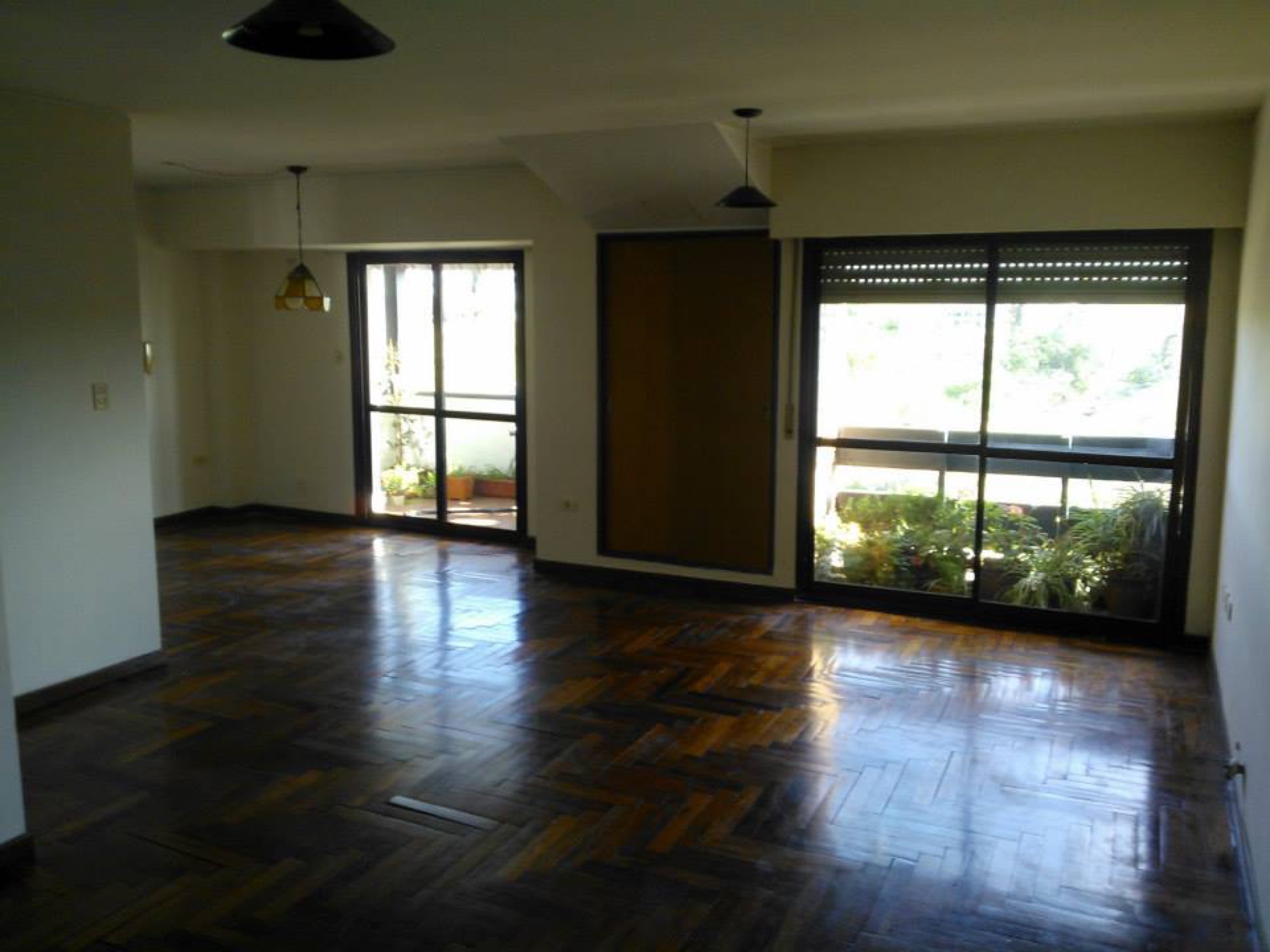 Apartment — Richadson 70 33