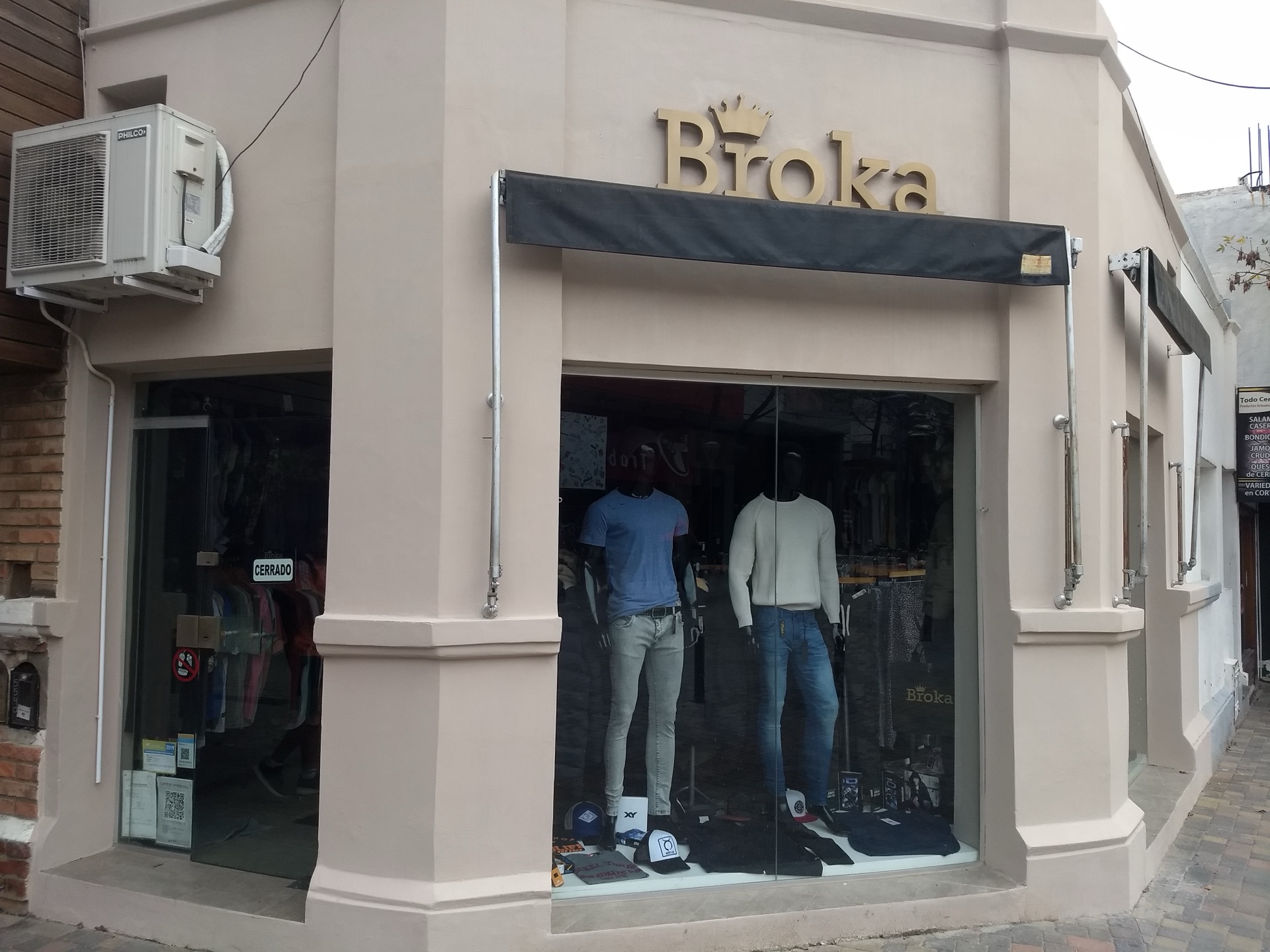 Clothing Store — Broka 6