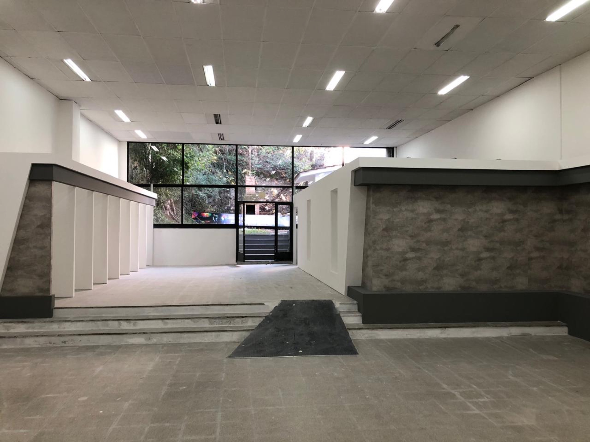 Clothing Store — KARMA 25