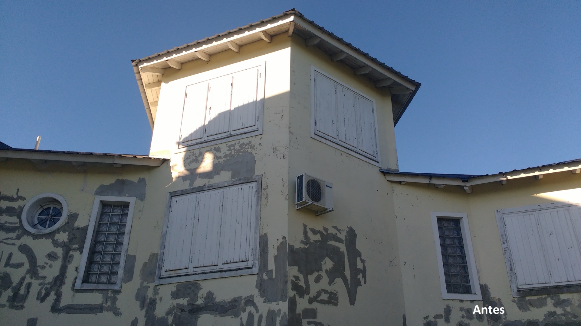 House — Gutierrez 19