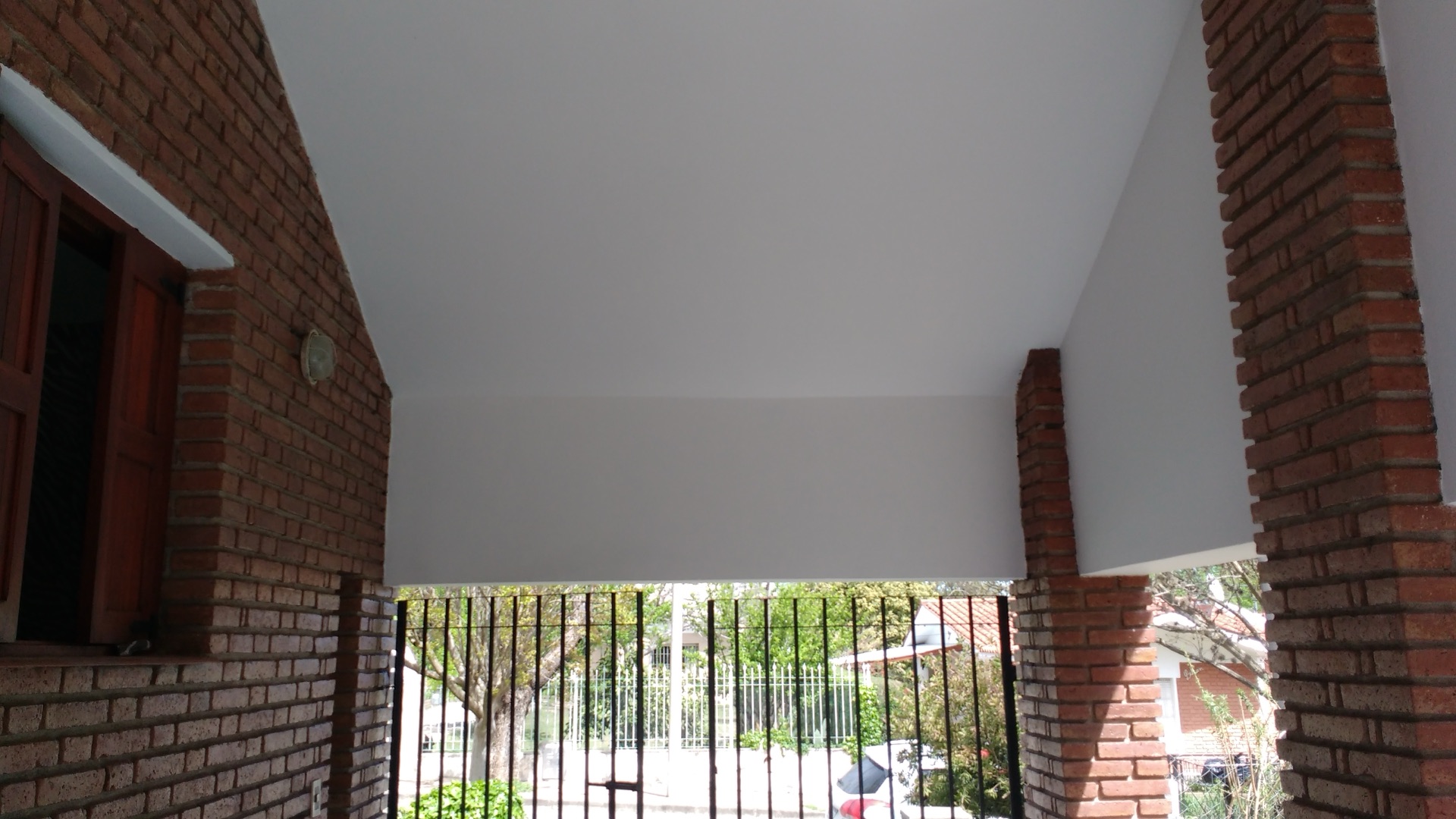 House — Hacha 12