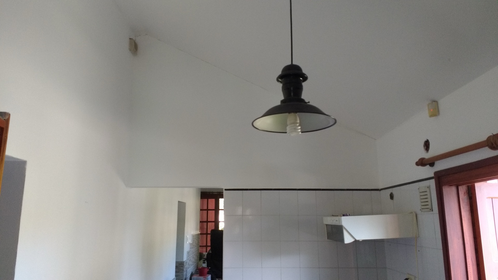 House — Hacha 19