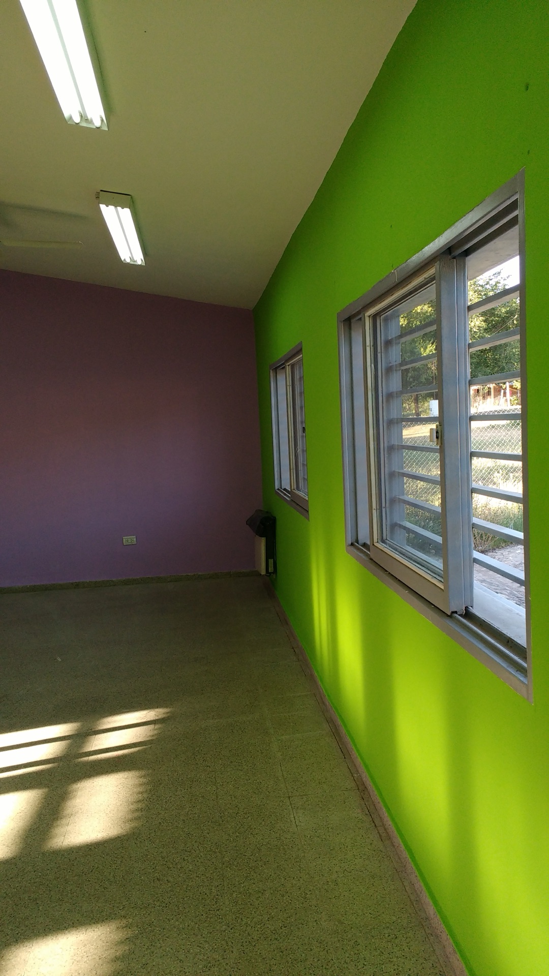 School — Gabriela Mistral 17