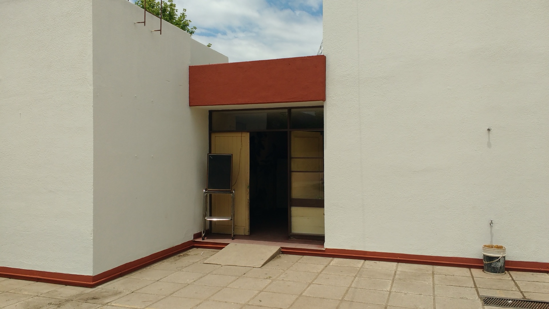 School — Luis María Drago 23