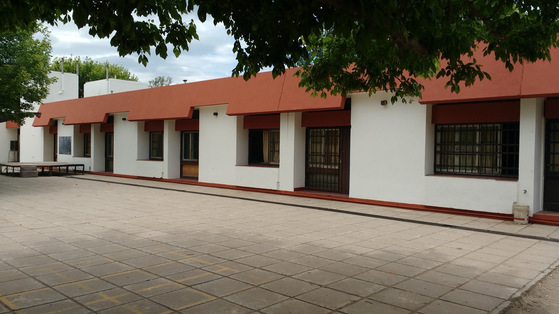 School — Luis María Drago 30