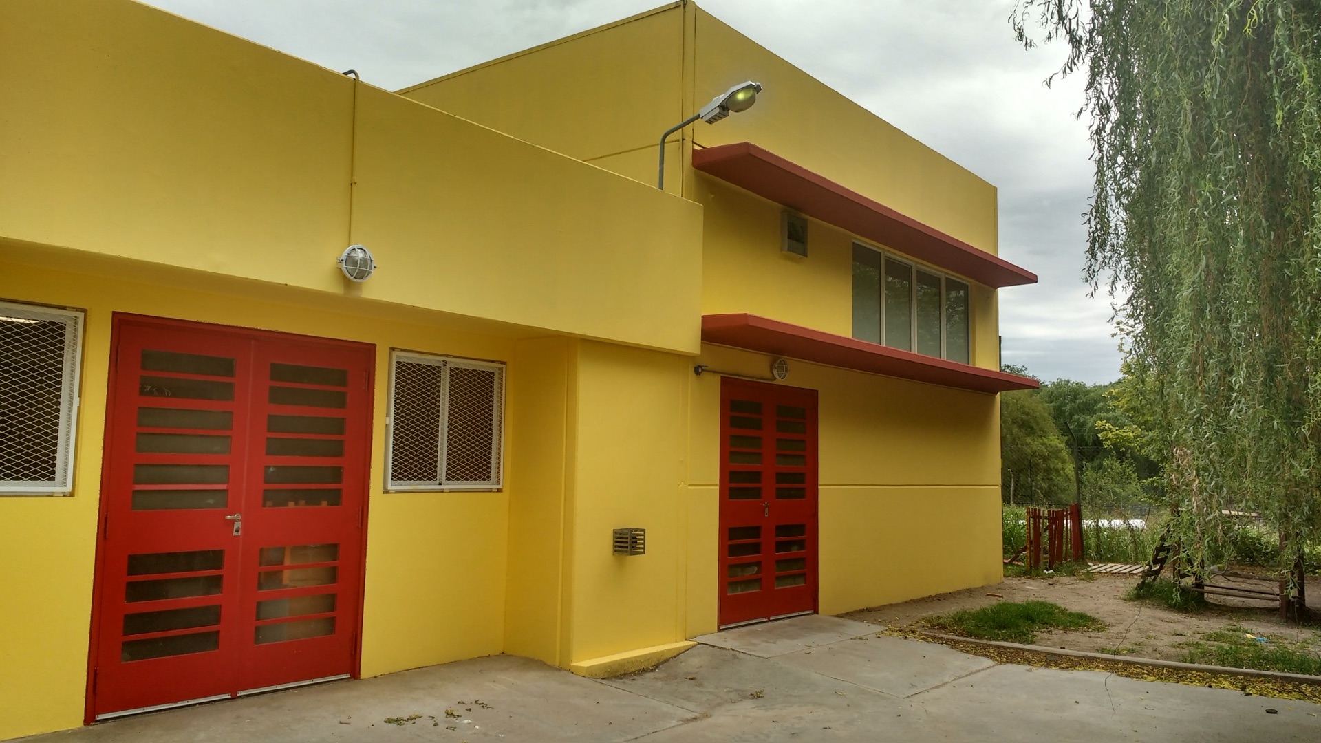 School — Mariano Moreno 30